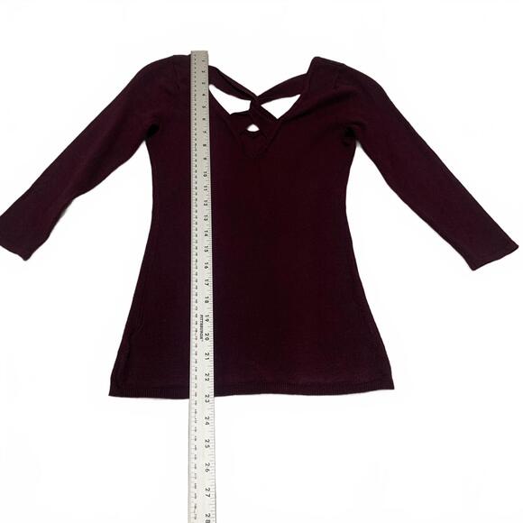Guess Women's Size XSmall Burgundy 3/4 Sleeve Crisscross Neck Shirt Top - Picture 6 of 14